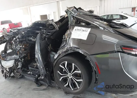 2024 Toyota Crown Limited из США, поврежденный, VIN JTDAAAAF9R3022455